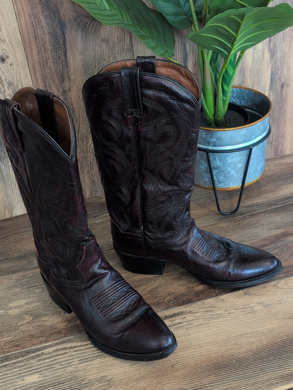 Dan Post 2112 Black Cherry Milwakukee Embroidered Western Boots 8.5D   532A